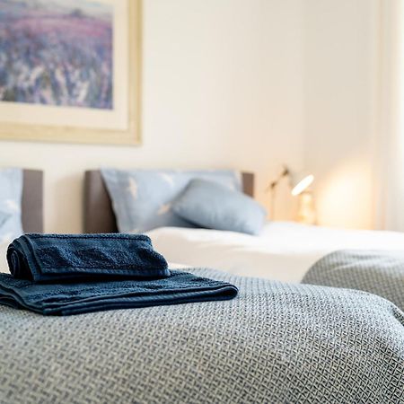 Comfortable And Spacious Superb Holiday Home In Llanelli, Dog Friendly Luaran gambar