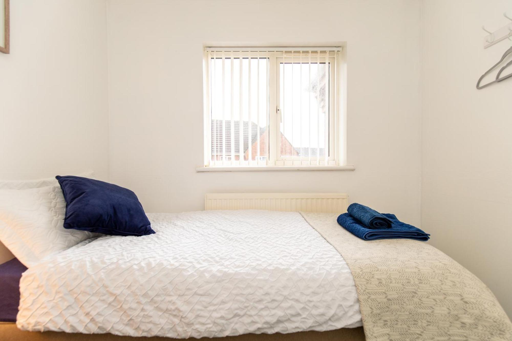 Comfortable And Spacious Superb Holiday Home In Llanelli, Dog Friendly Luaran gambar