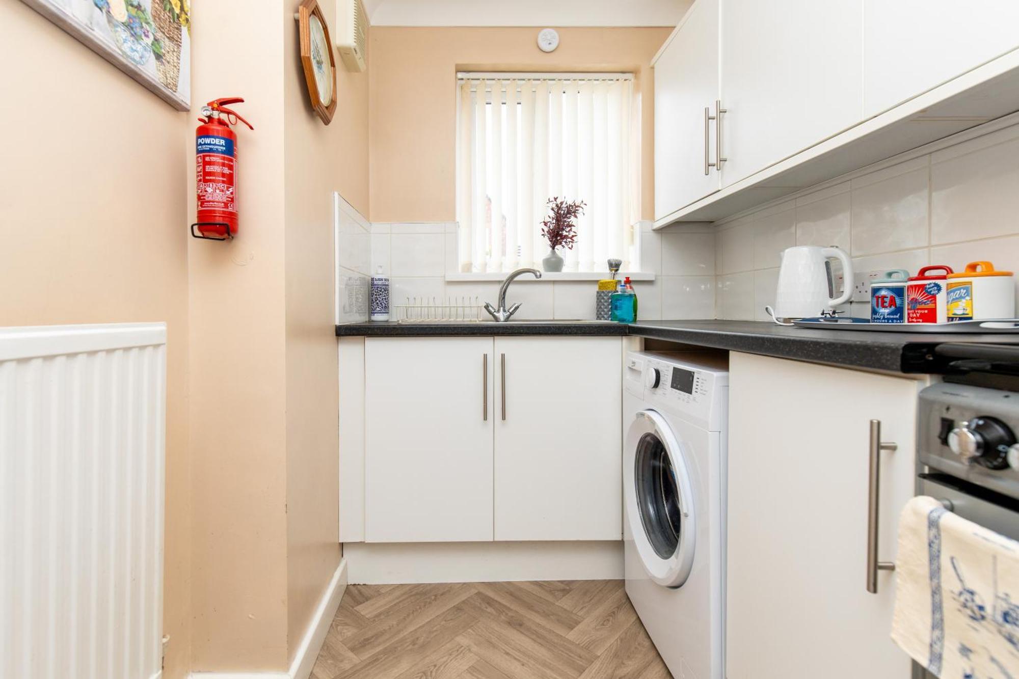Comfortable And Spacious Superb Holiday Home In Llanelli, Dog Friendly Luaran gambar
